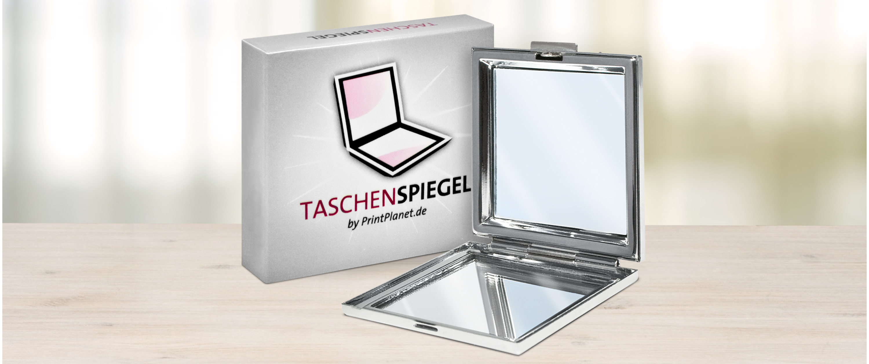 Zum Aufklappen mit zwei Spiegelflächen im Innenteil