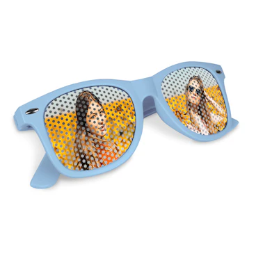 Brille Hellblau