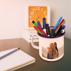 Emaille-Tasse-Stiftehalter