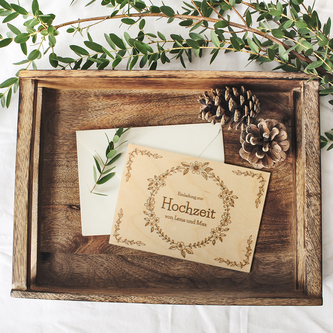 Holzpostkarte Hochzeitseinladung
