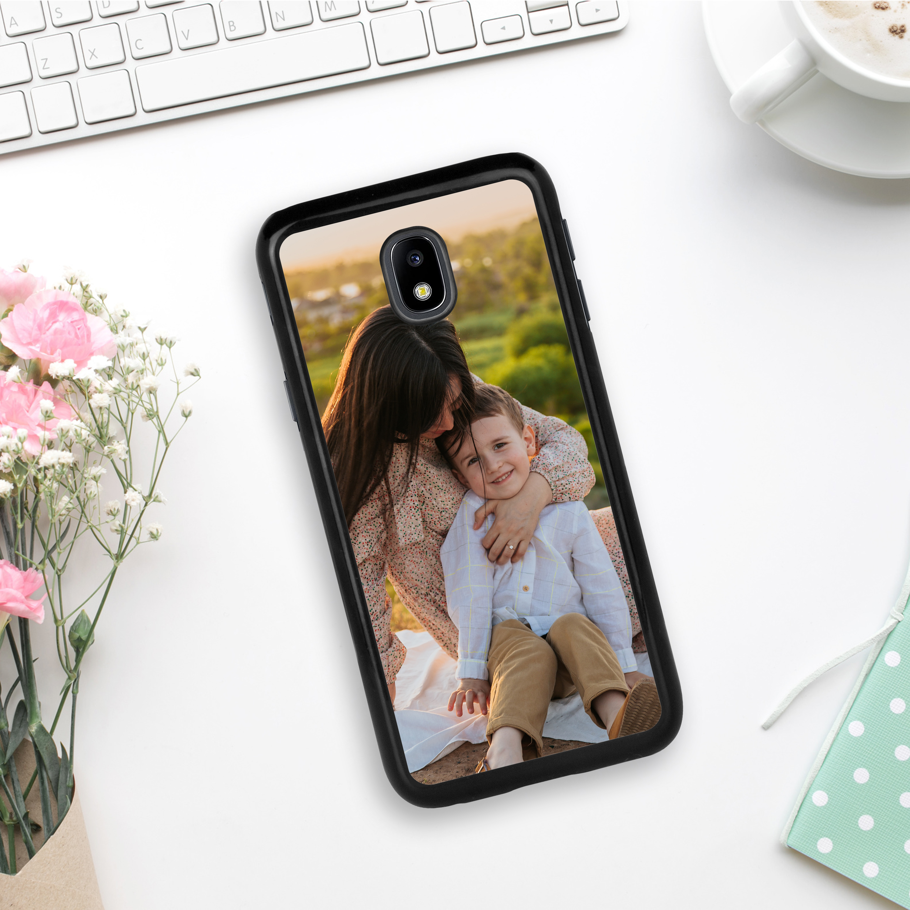 Galaxy J3 (2017) Hardcase schwarz 2