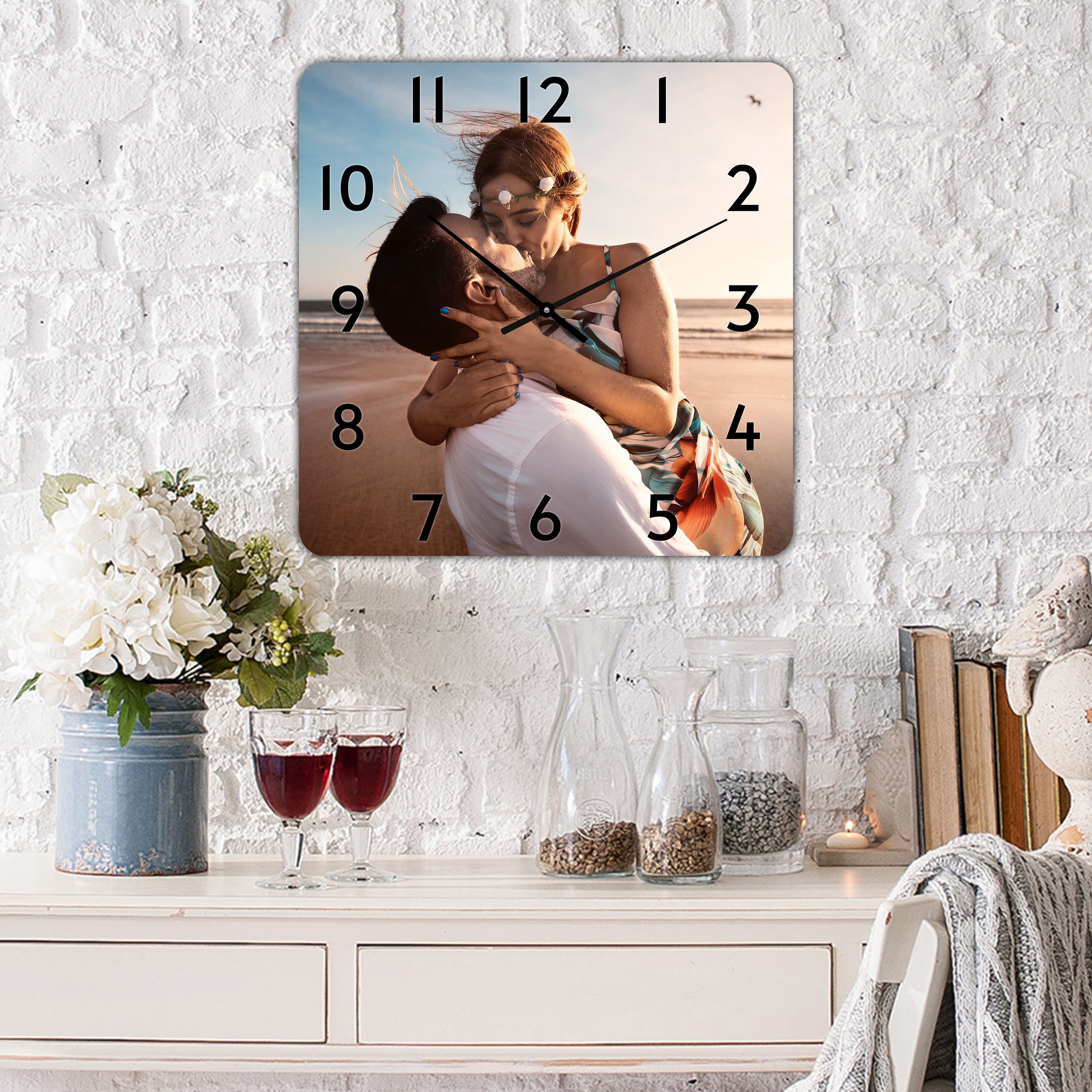 Wanduhr eckig klein (26 cm) PVC Hartschaum 7