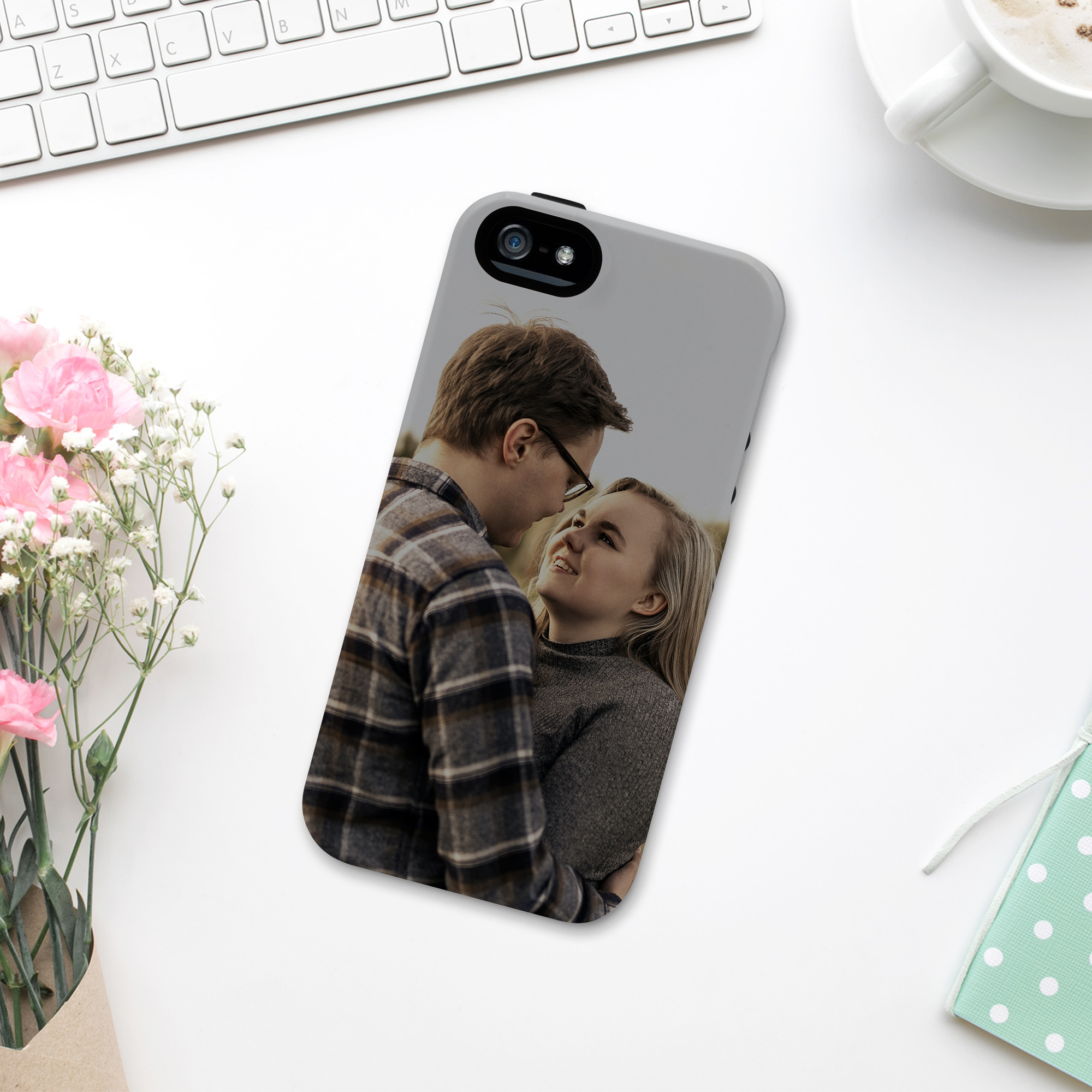 iPhone SE (2016) Premium Softcase weiß 3