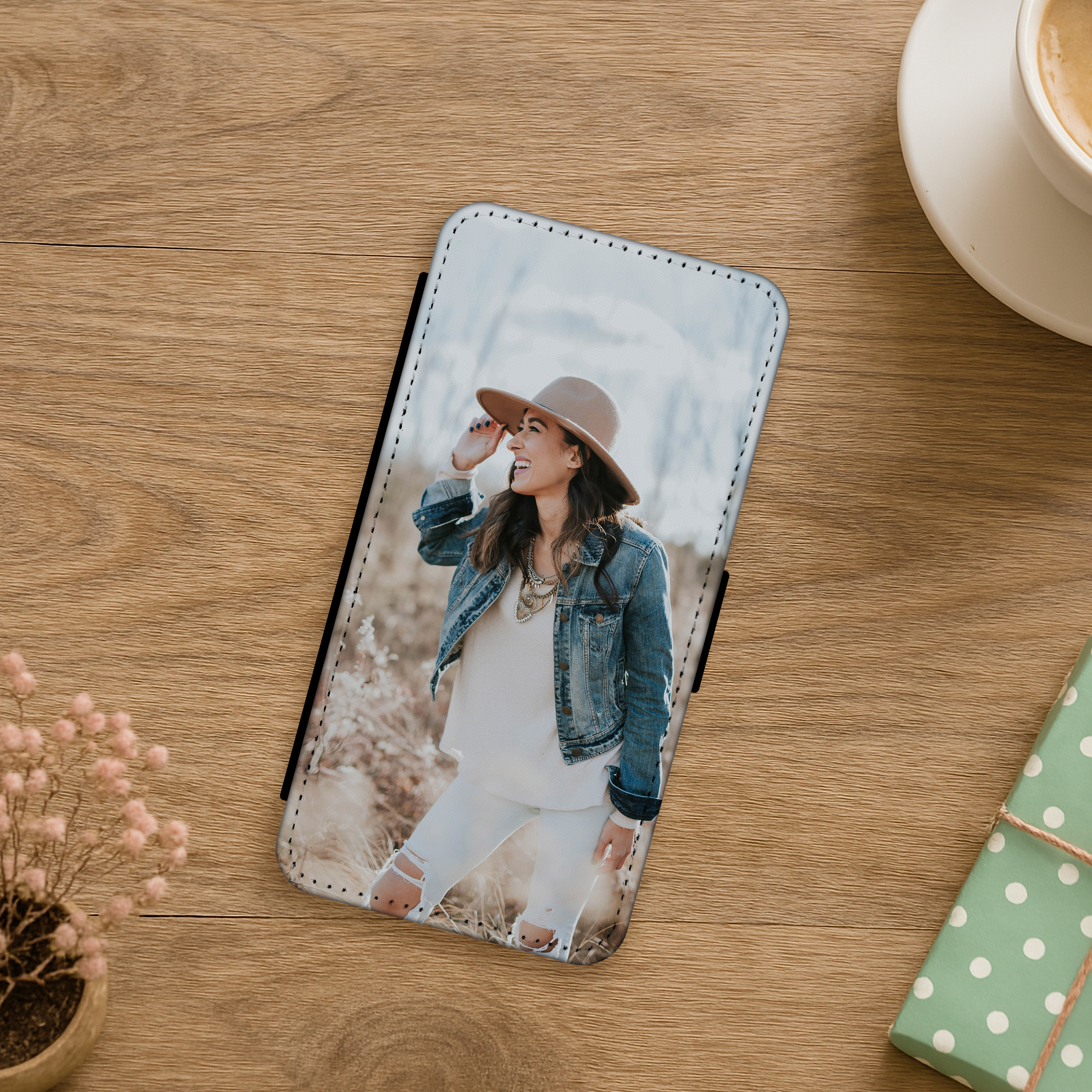 iPhone 17 Pro Max Flipcase 6