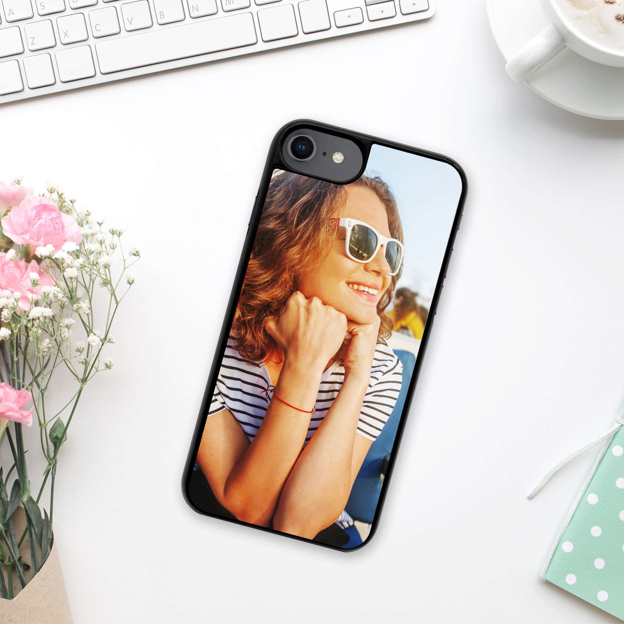 iPhone SE (2020) Hardcase schwarz 4